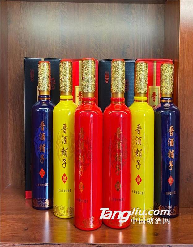 清香型白酒，傳統(tǒng)古法釀造，地缸發(fā)酵，方成佳釀！