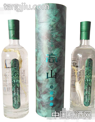 忘山東北高粱山參酒500ml